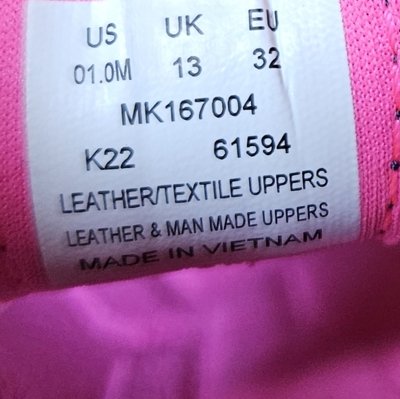 🌞 2/$40 Merrell new Junior 1 blue and pink sandals - Picture 4 of 4